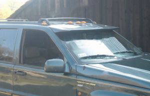 Spoiler above front window. Model 1991-1999m.