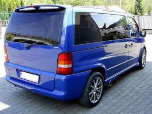 Spoiler above the rear glass.