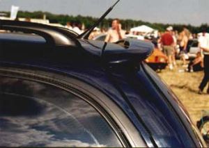 Spoiler above the rear glass Combi.