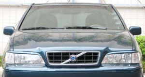 Headlamp trim. Model 2000