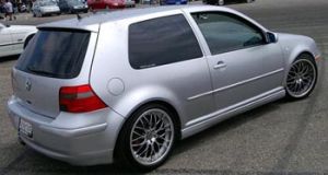 Spoileris vir galinio stiklo, style R32.