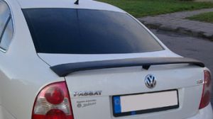 Boot lid spoiler.