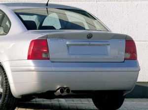 Boot lid spoiler, 3 parts.