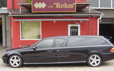 Funeral car (service)