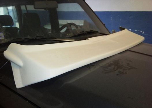 Front window spoiler