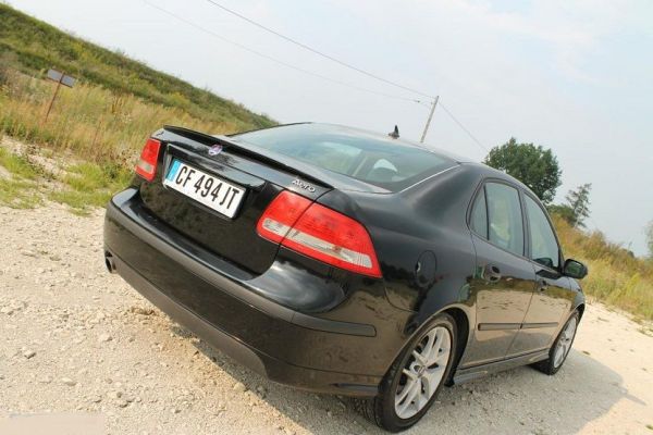 Spoiler on the trunk lid, 2002-2006, Aero sedan.