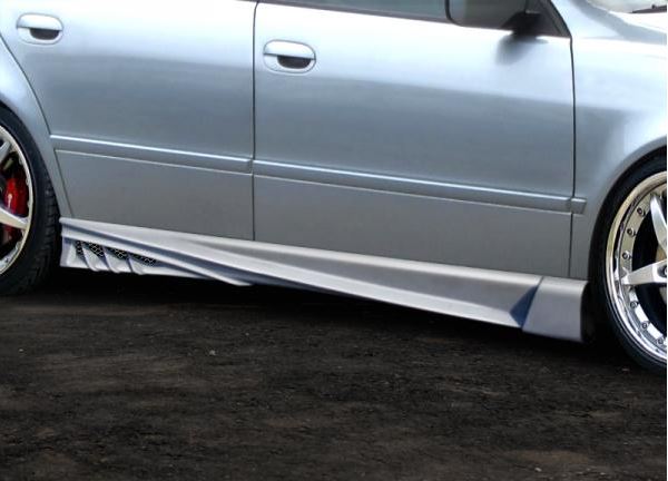 Sideskirts set.